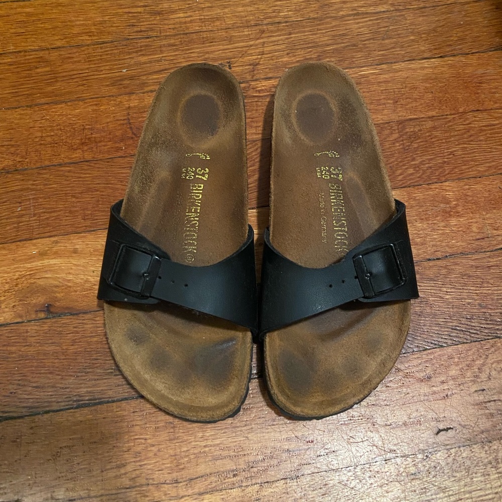 Black Birkenstock Madrid Birko. Size 37.